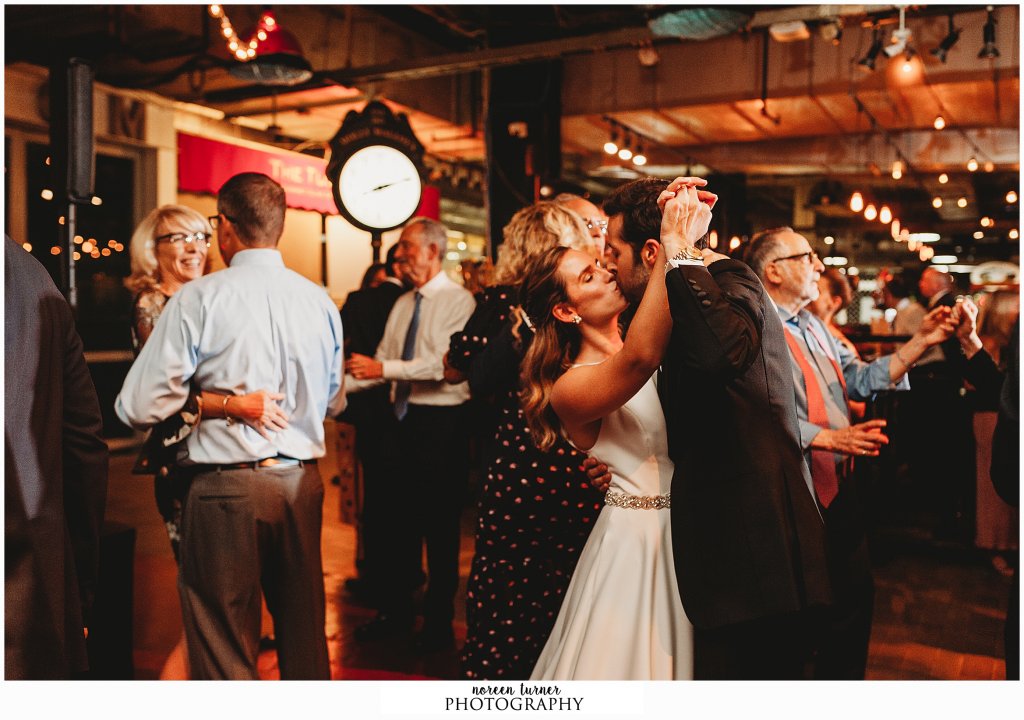 Reading Terminal Market wedding by Noreen Turner Photography in Philadelphia
