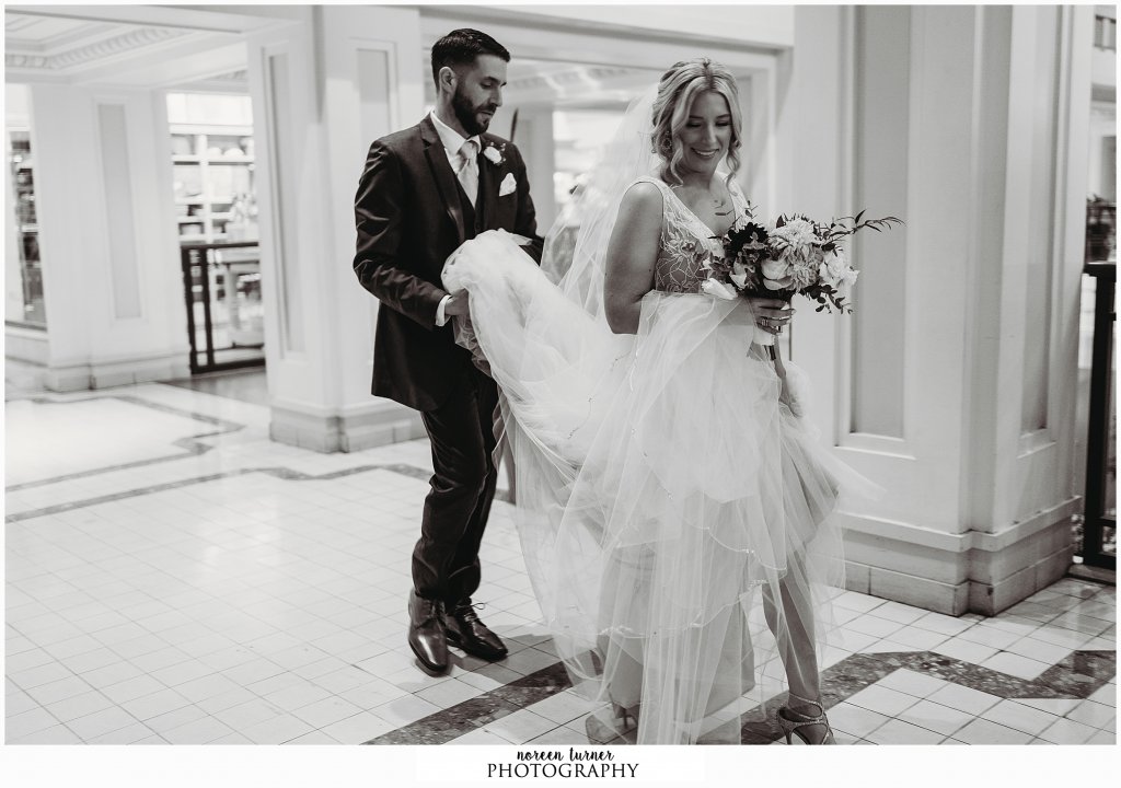 Hyatt at the Bellevue wedding in Philadelphia by Noreen Turner Photography