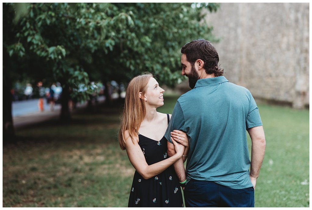 Fairmount Park and Art Museum engagement session by Noreen Turner Photography